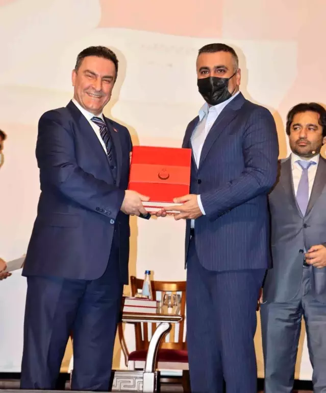 Hatay Devleti Resmi Gazetesi kitabı Hatay'da tanıtıldı