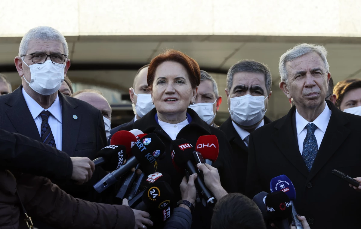 İYİ Parti Genel Başkanı Akşener, Mansur Yavaş\'ı ziyaretinde gündemi değerlendirdi Açıklaması