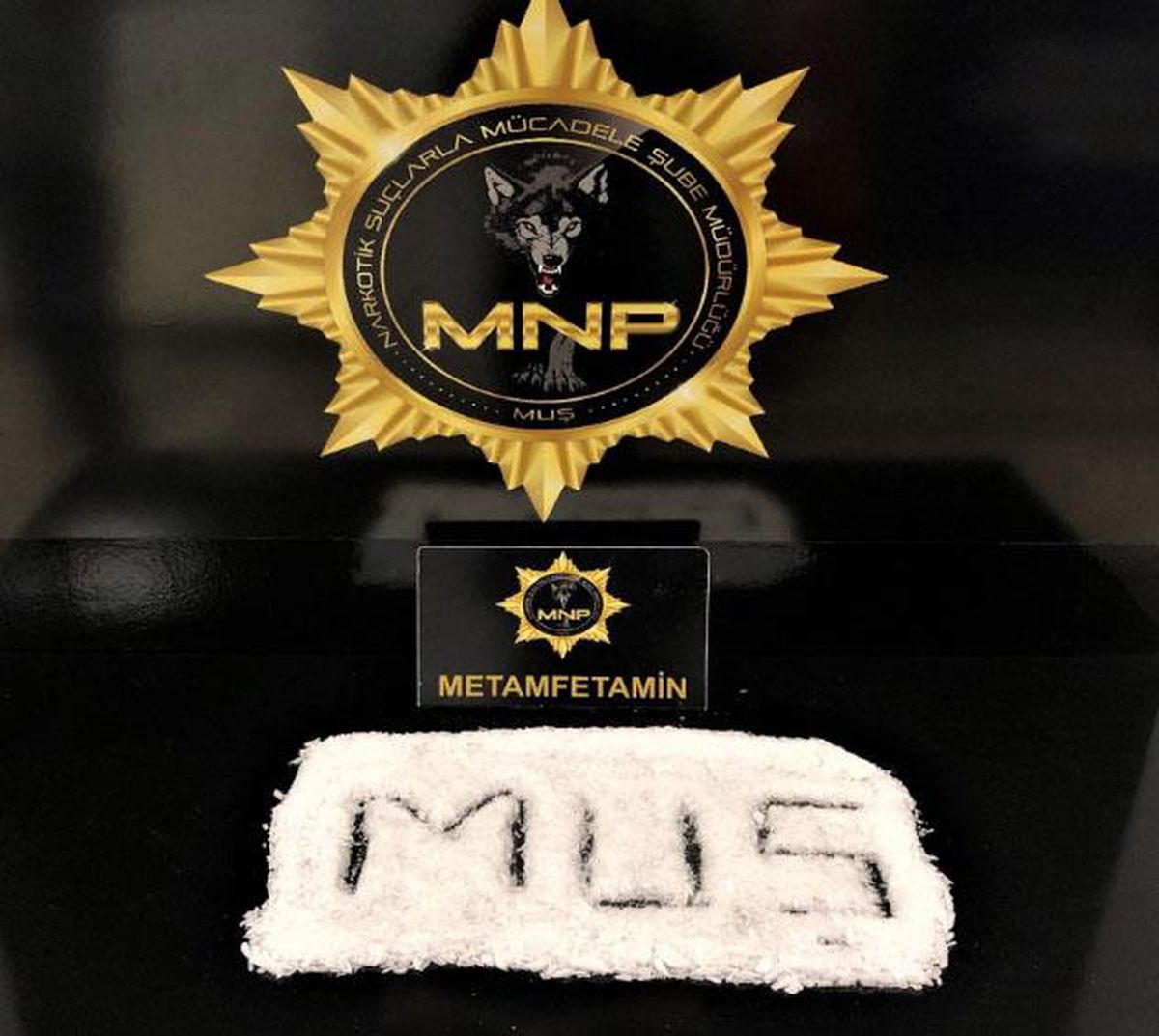 Muş\'ta bir yolcunun üzerinde 1 kilo sentetik uyuşturucu bulundu