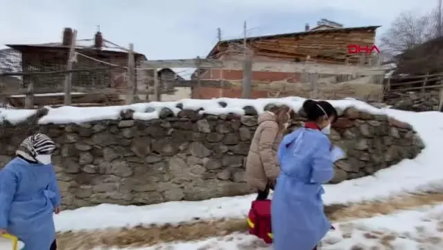 Ordu'da 93 yaşındaki Karakoç'un aşısı için sağlıkçılar yollara düştü