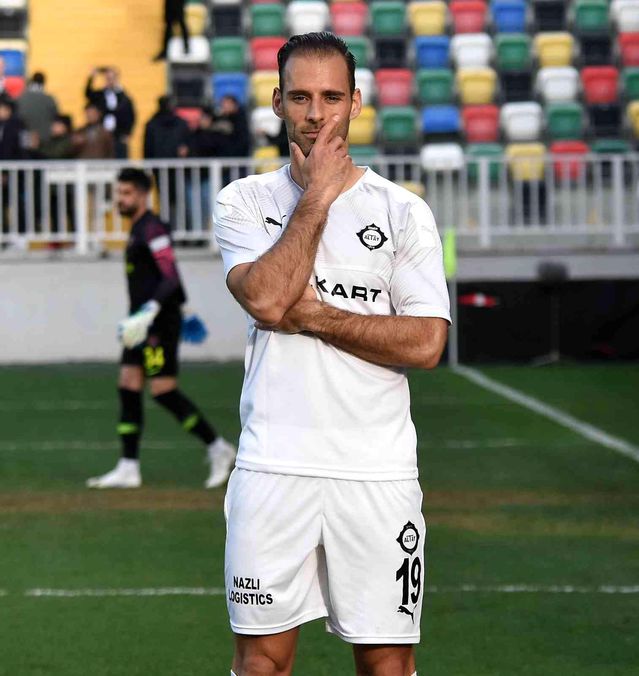 Son dakika haberi: Paixao, Altay'da devam etme kararı aldı