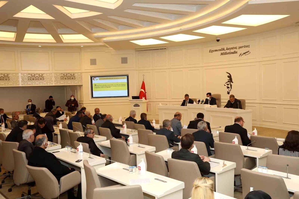 Üniversite öğrencilerine ulaşım desteği