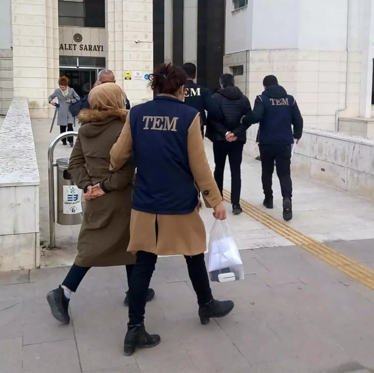 BALIKESİR - FETÖ / PDY terör örgütü hükümlüsü karı koca yakalandı