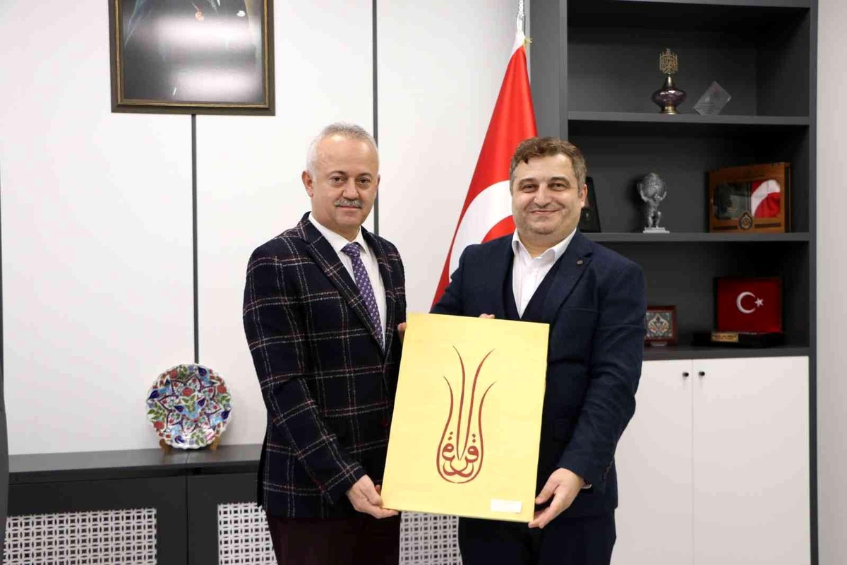 Altınküre Okulları\'ndan Sağlık Müdürüne ziyaret