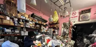 Bu dükkanı 55 yılın birikimi dolduruyor