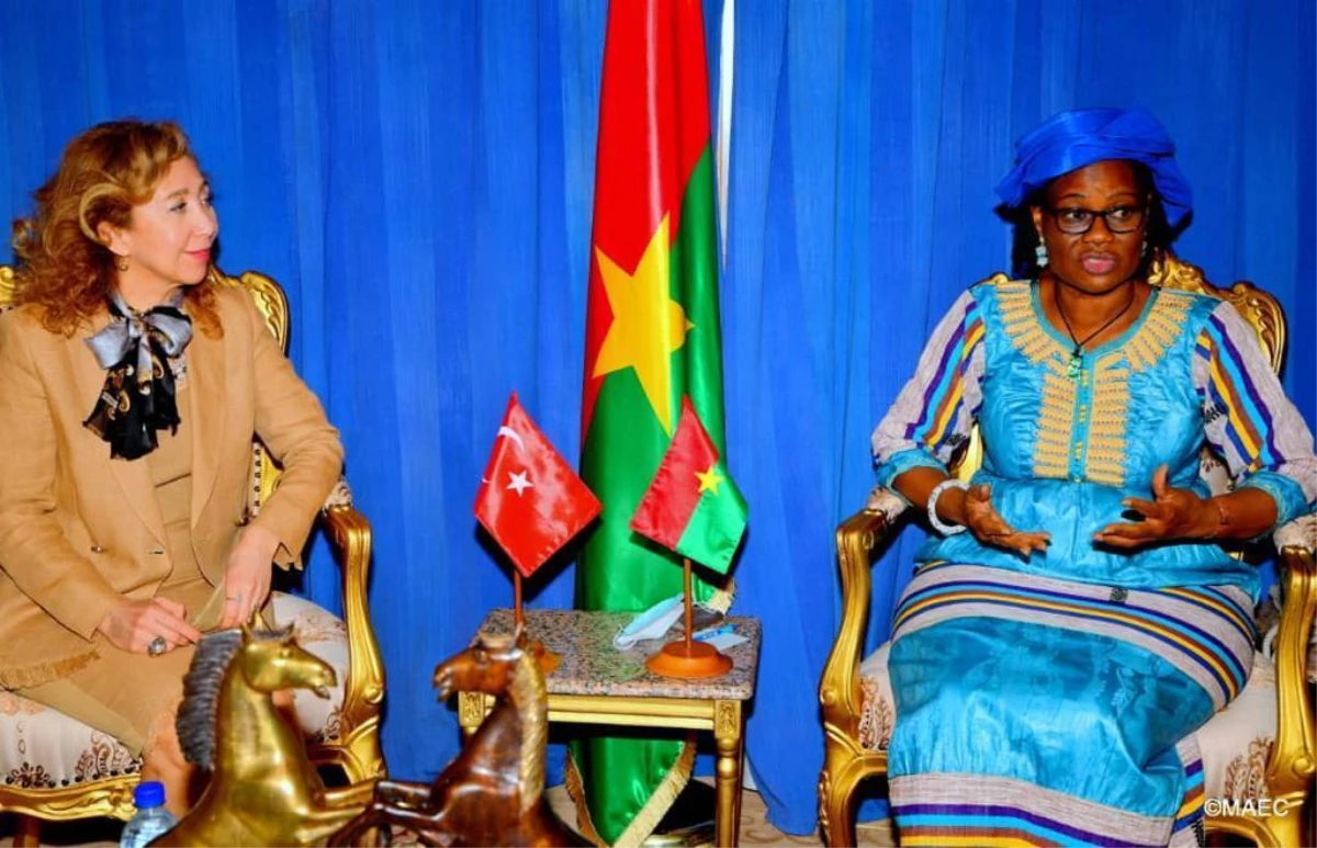 Son dakika haberleri: Burkina Faso Dışişleri Bakanı Sori-Coulibaly, Büyükelçi Arı\'yı kabul etti