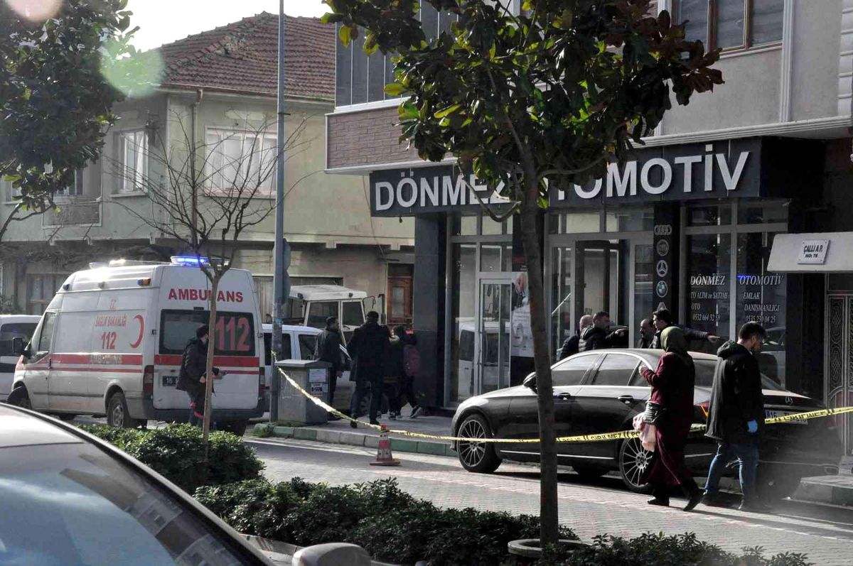 Bursa\'da çıkan silahlı kavgada 2 kişi yaralandı