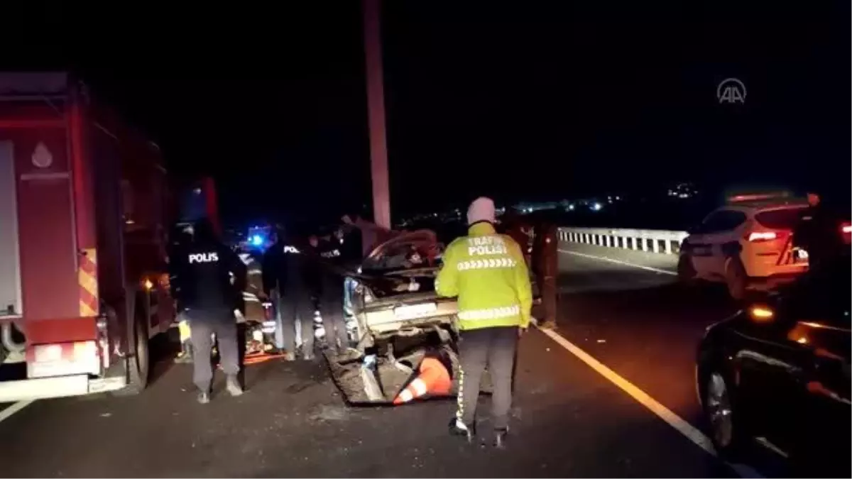 Son dakika haber | Çatalca'da bariyerlere çarpan otomobilin sürücüsü hayatını kaybetti