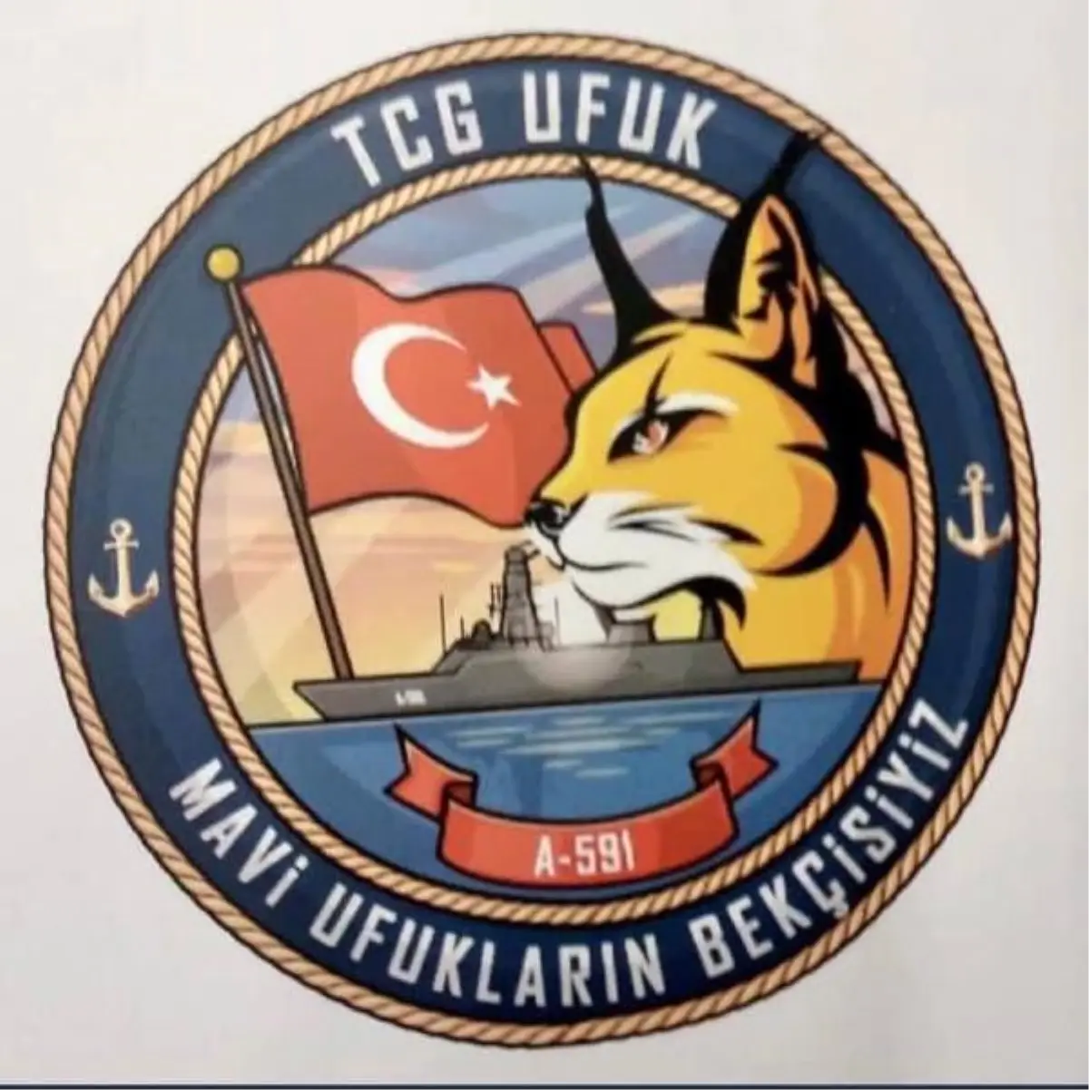 Doktoralı tek uzmanın \'TCG Ufuk\'a karakulaklı amblem sevinci
