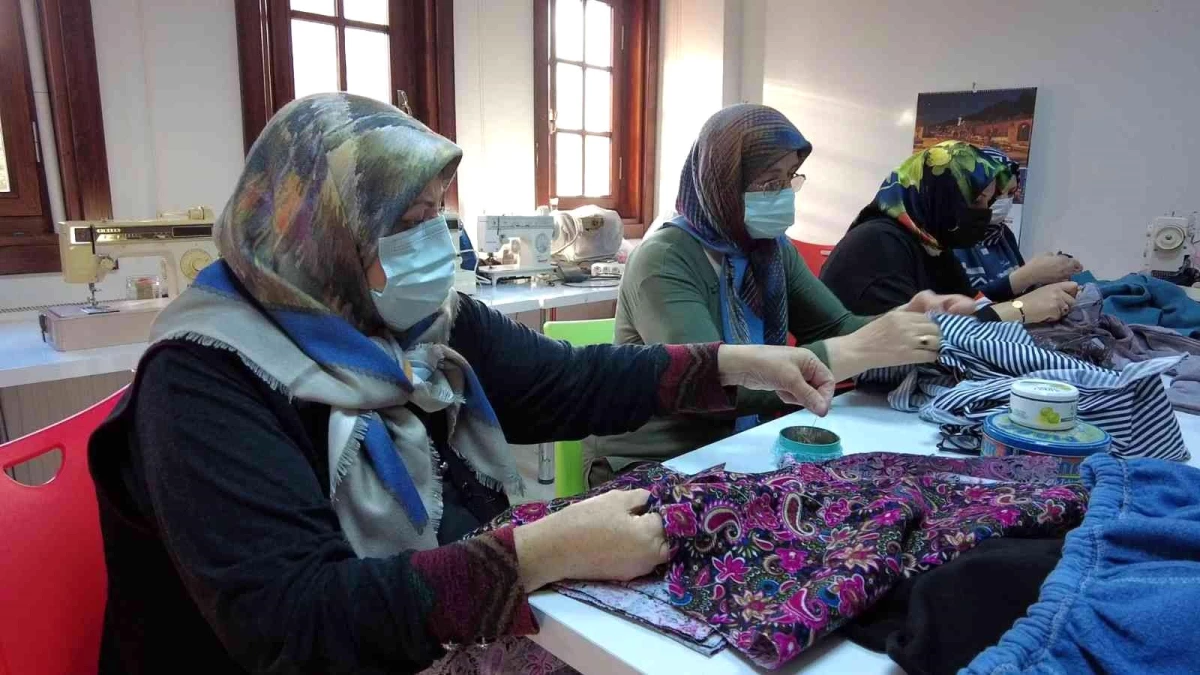 Tokat\'ta mahalle konaklarında kadınlara yönelik kurslar devam ediyor