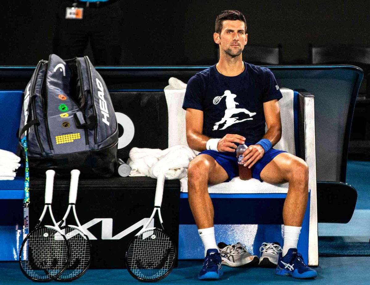 Son dakika haberleri | Sırp tenisçi Djokovic Avustralya\'da gözaltına alındı