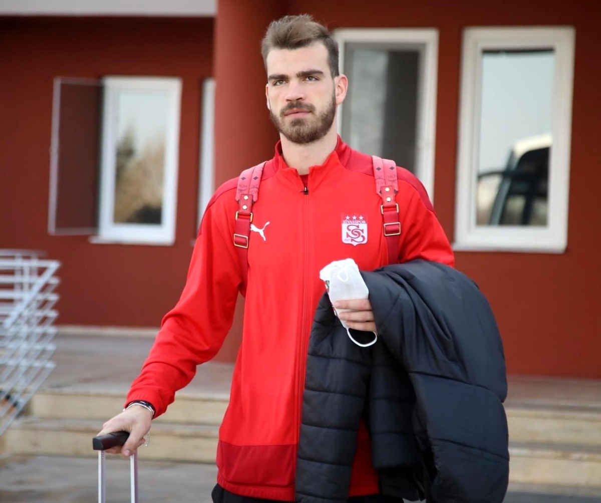 Sivasspor\'da Goutas, Trabzonspor maçı kadrosundan çıkarıldı