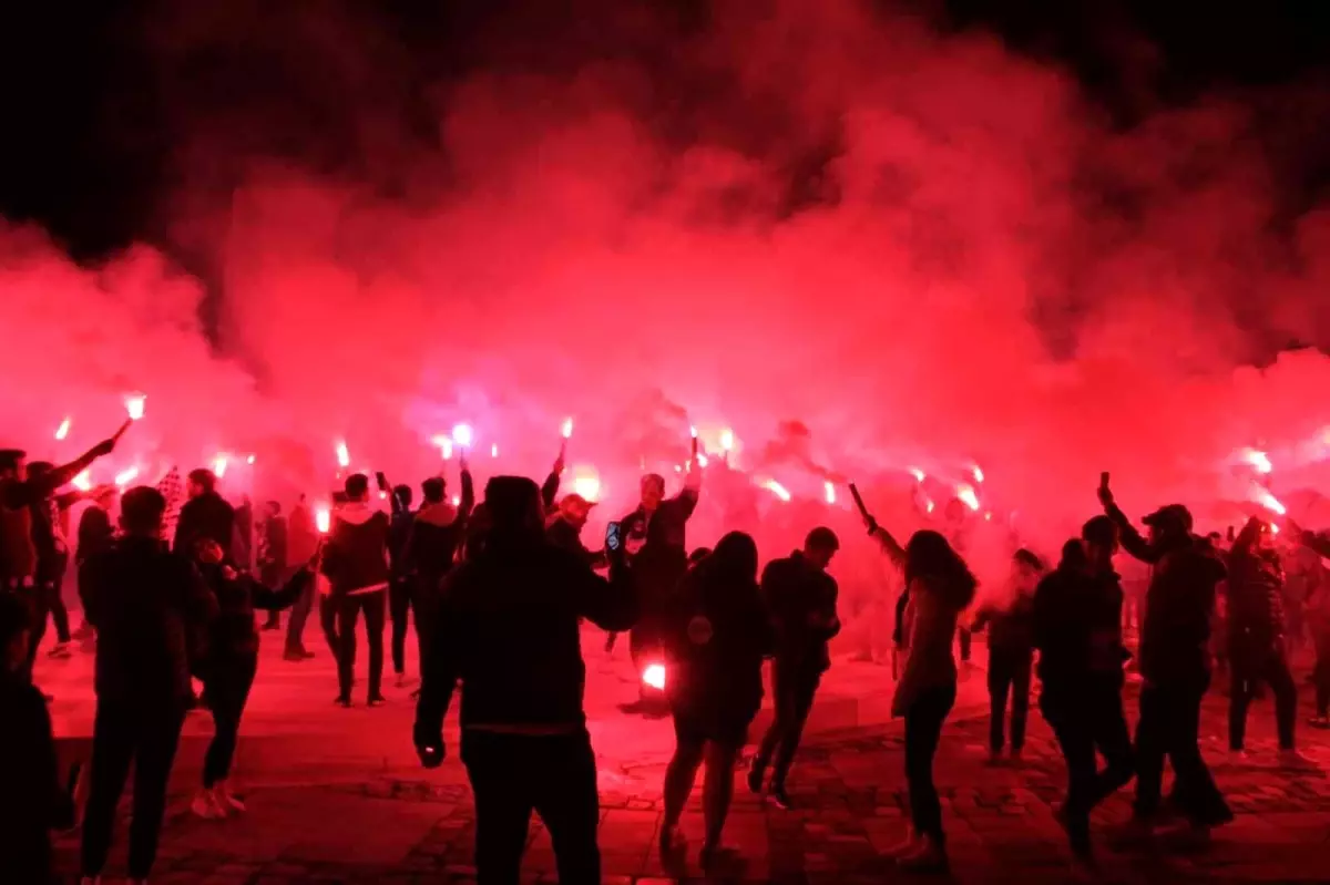 Altay taraftarı, kulüplerinin 108. yaşını coşkuyla kutladı