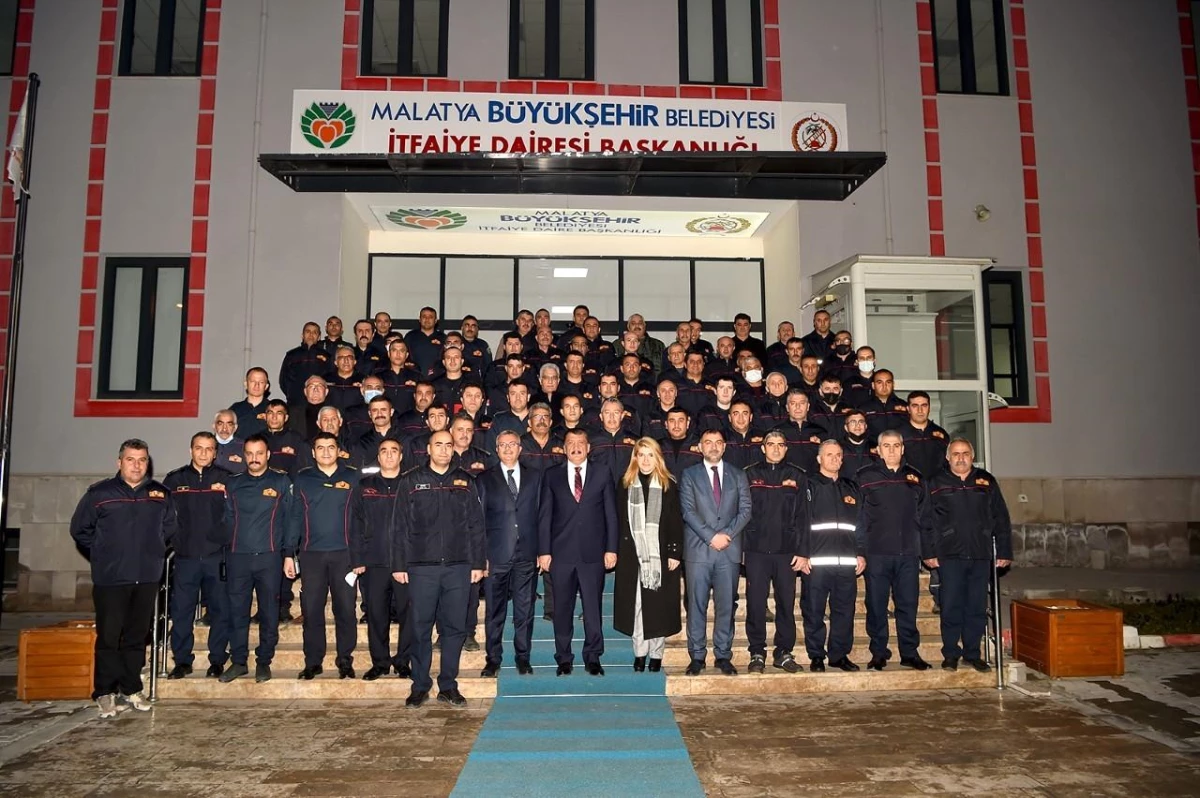 Başkan Gürkan, İtfaiye Daire Başkanlığı\'nı ziyaret etti