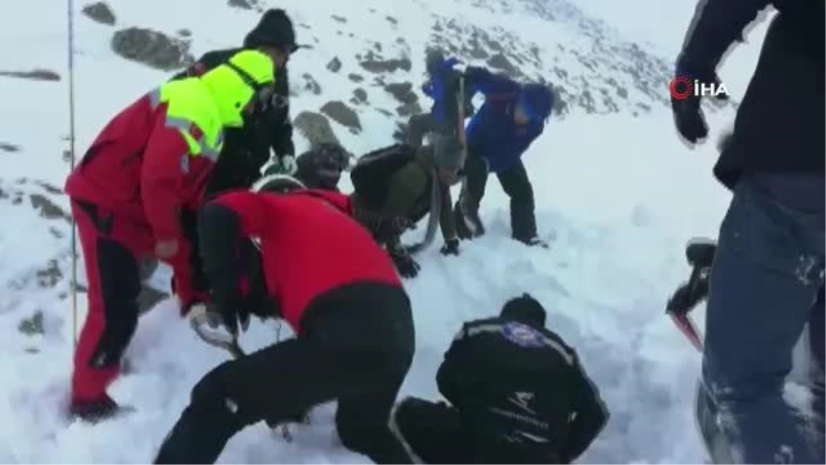 Çığ altında kalan Birleşmiş Milletler Koordinasyon üyesinin cansız bedenine ulaşıldı