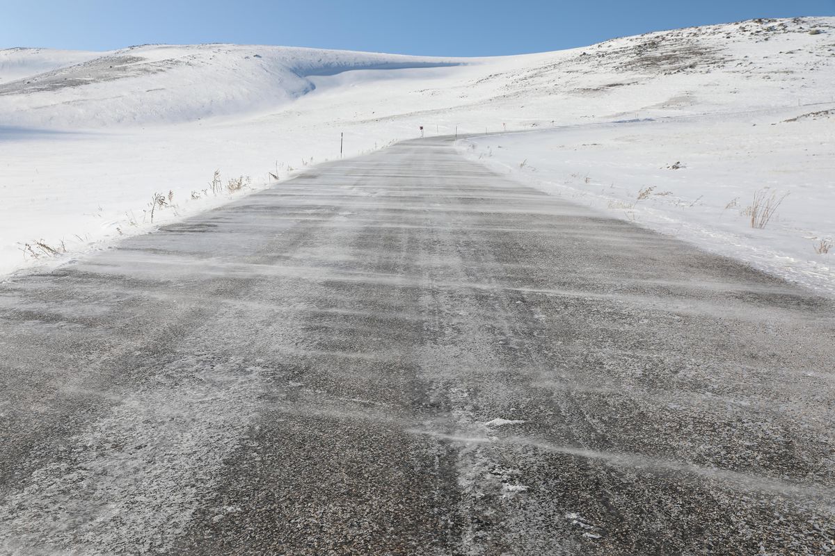 Doğu'da kar ve soğuk hava, hayatı olumsuz etkiliyor (2)