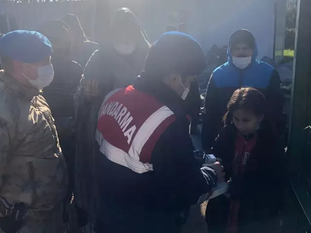 İzmir'de 313 düzensiz göçmen yakalandı