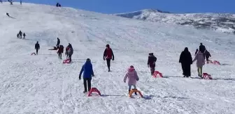 Muş kayak merkezi cıvıl cıvıl