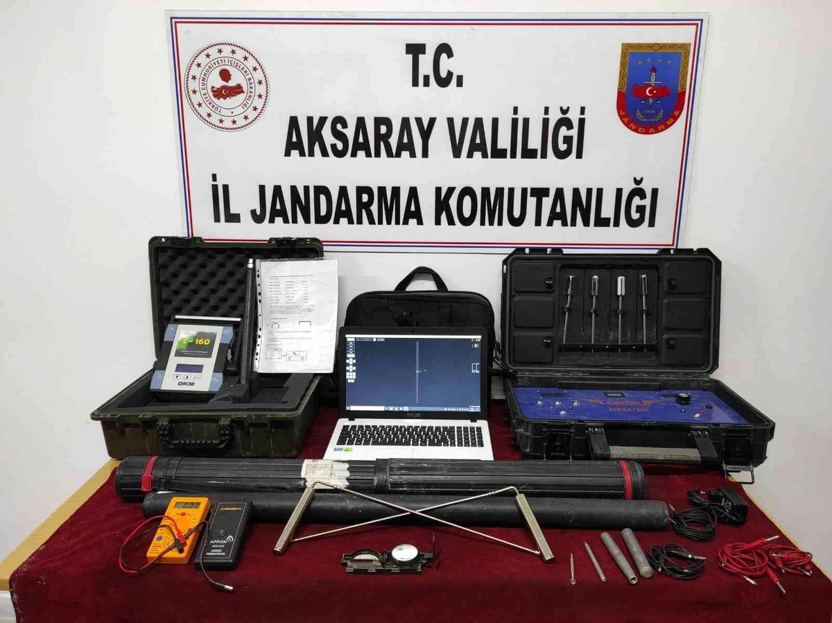 Aksaray\'da kaçak kazı yapan 8 şüpheli suçüstü yakalandı