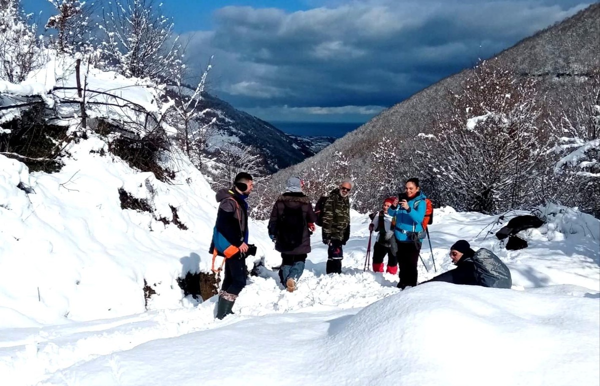 Alaçam Doğa Sporları Kulübü\'nün kar mesaisi