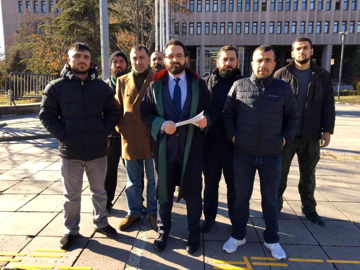 Ankara\'da bir grup avukat Sezen Aksu hakkında suç duyurusunda bulundu