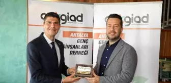 ANTGİAD İzzet Pinto ile girişimciliği konuştu