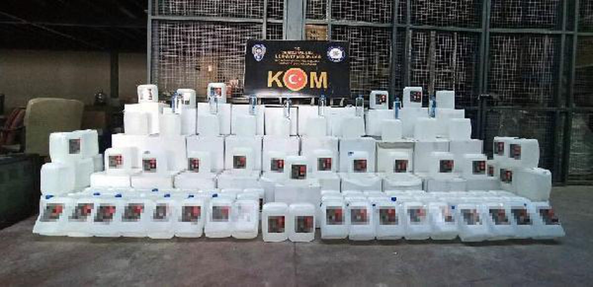 Denizli\'de 1748 litre etil alkol ele geçirildi