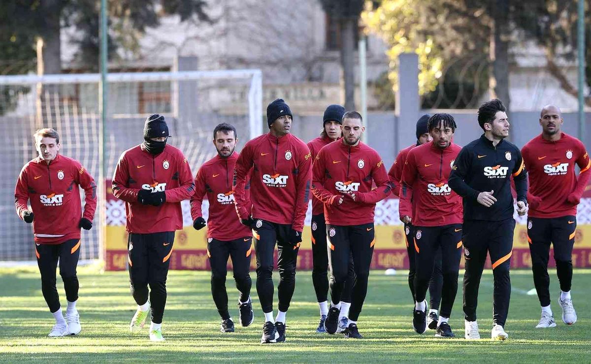 Galatasaray\'da Kasımpaşa maçı hazırlıkları başladı