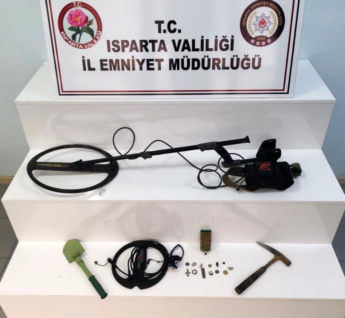 Isparta\'da kaçakçılık operasyonu: 2 gözaltı