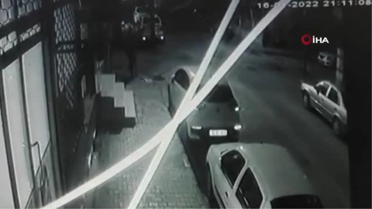 Son dakika haber | Küçükçekmece\'de kahvehaneye silahlı saldırı: 2 yaralı