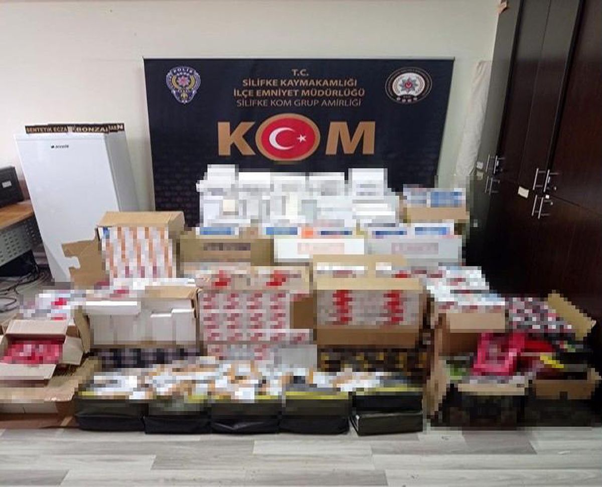 Mersin\'de 203 bin 800 adet makaron ele geçirildi