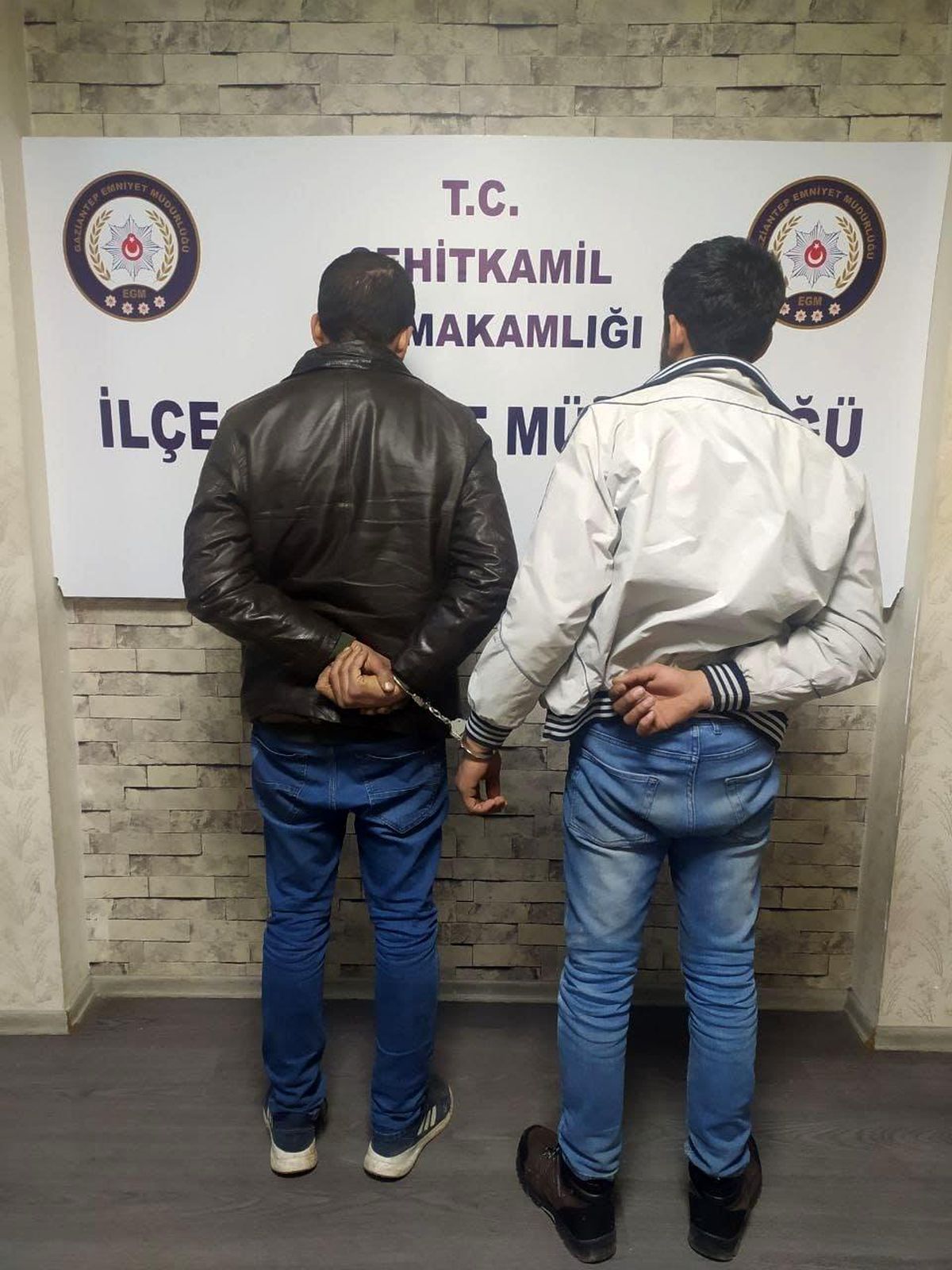 Sıhhi tesisat malzemesi çalan şüpheliler yakalandı