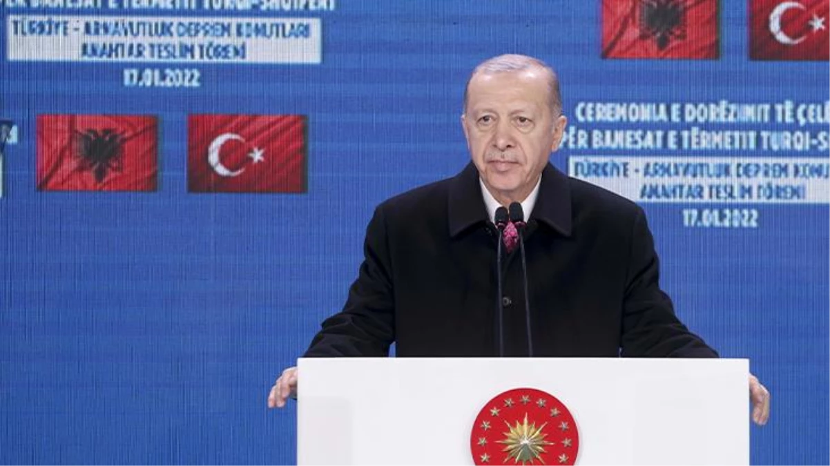 Son Dakika: Açılışını Cumhurbaşkanı Erdoğan yaptı! Türkiye, Arnavutluk\'a yüzlerce deprem konutu teslim etti