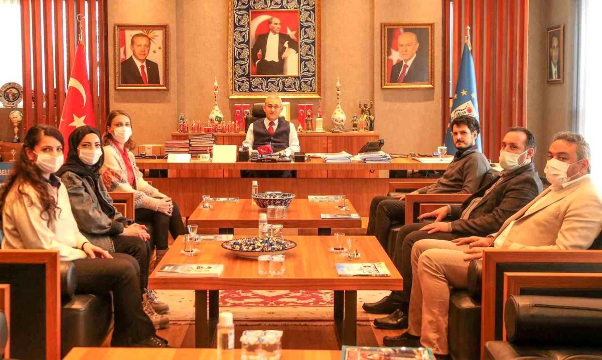 Ara raporlar Başkan Işık\'a teslim edildi