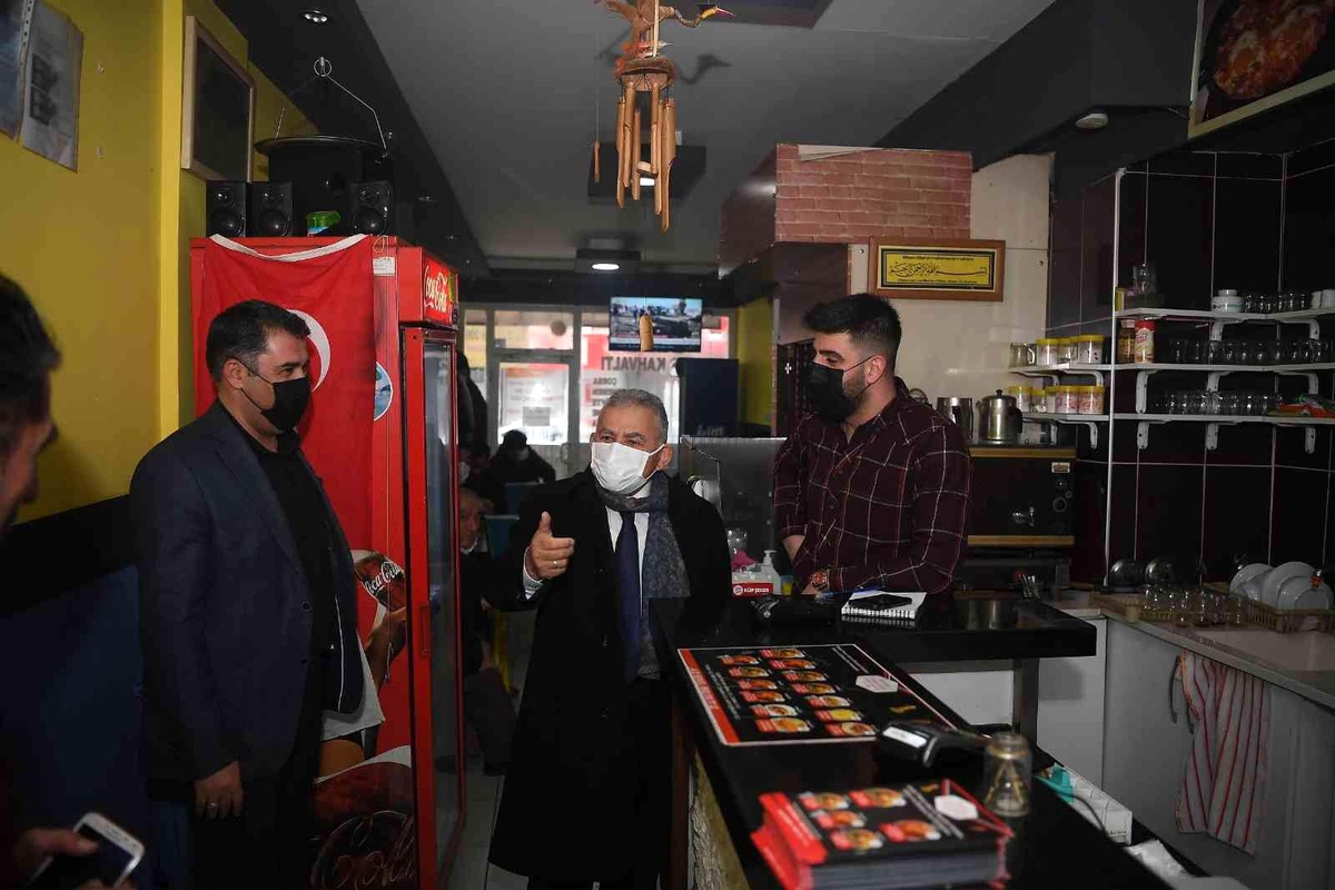 Başkan Büyükkılıç\'tan Hunat esnafına ziyaret