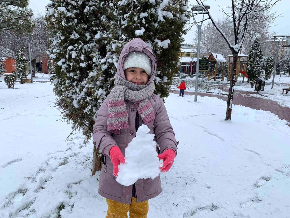 Çocukların kar sevinci