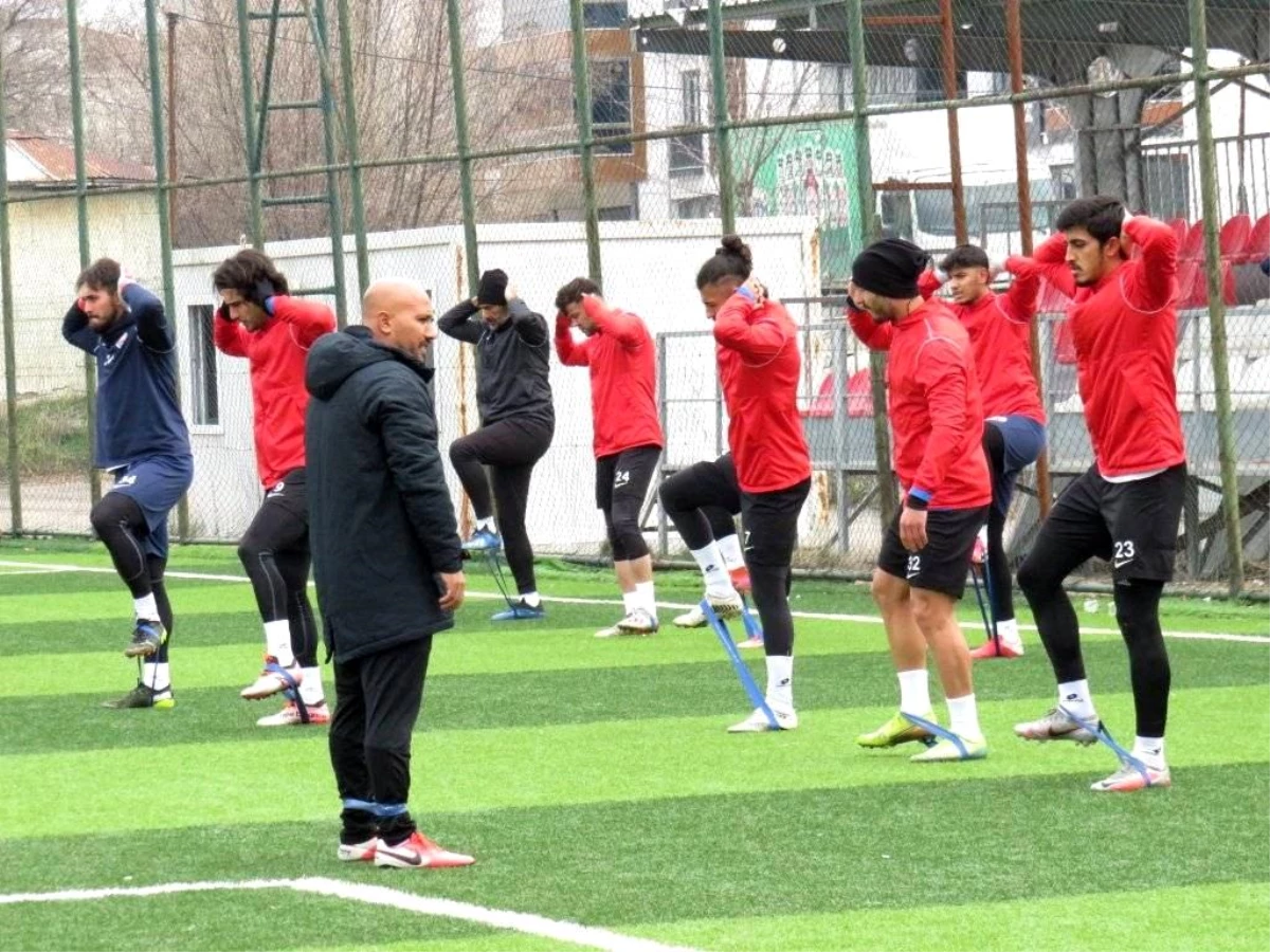 Elazığ Karakoçan FK, Kızılcabölükspor hazırlıklarına başladı