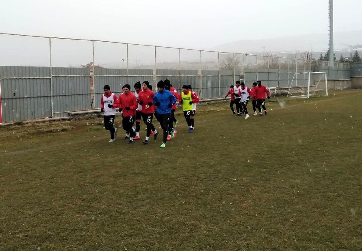 Elazığspor\'dan tek çalışma