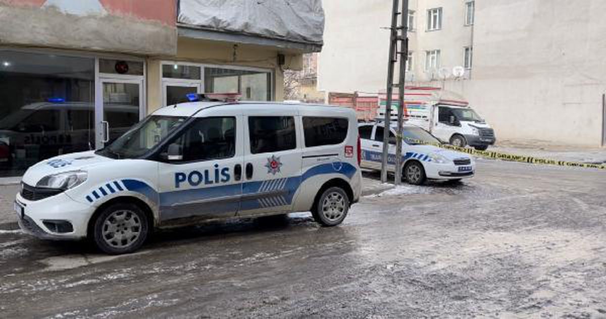 Son dakika haberleri... Erzurum\'da kahvede silahlı kavga: 2 yaralı