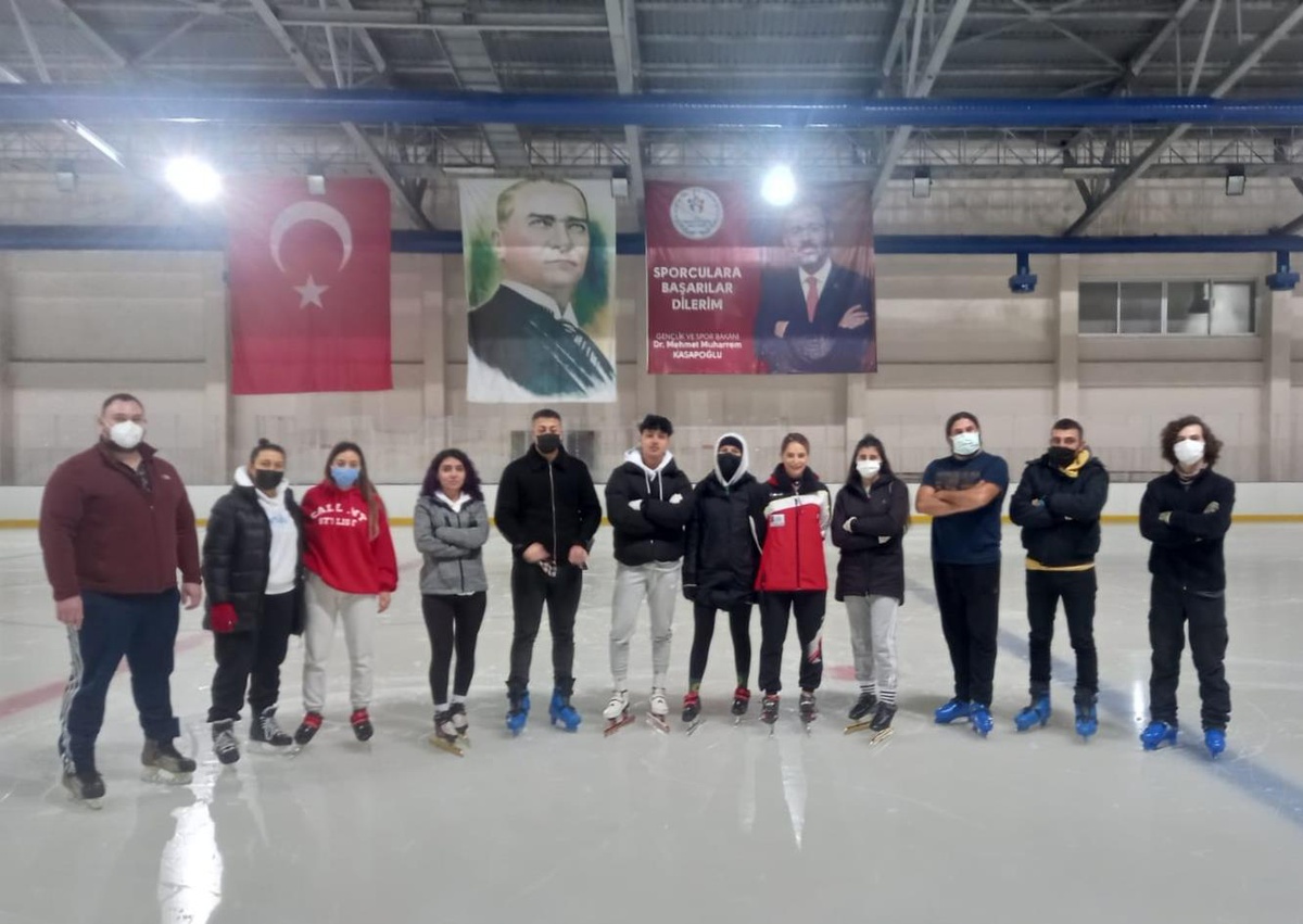 Kocaeli\'de Short Track 1. Kademe Antrenörlük Kursu düzenlendi