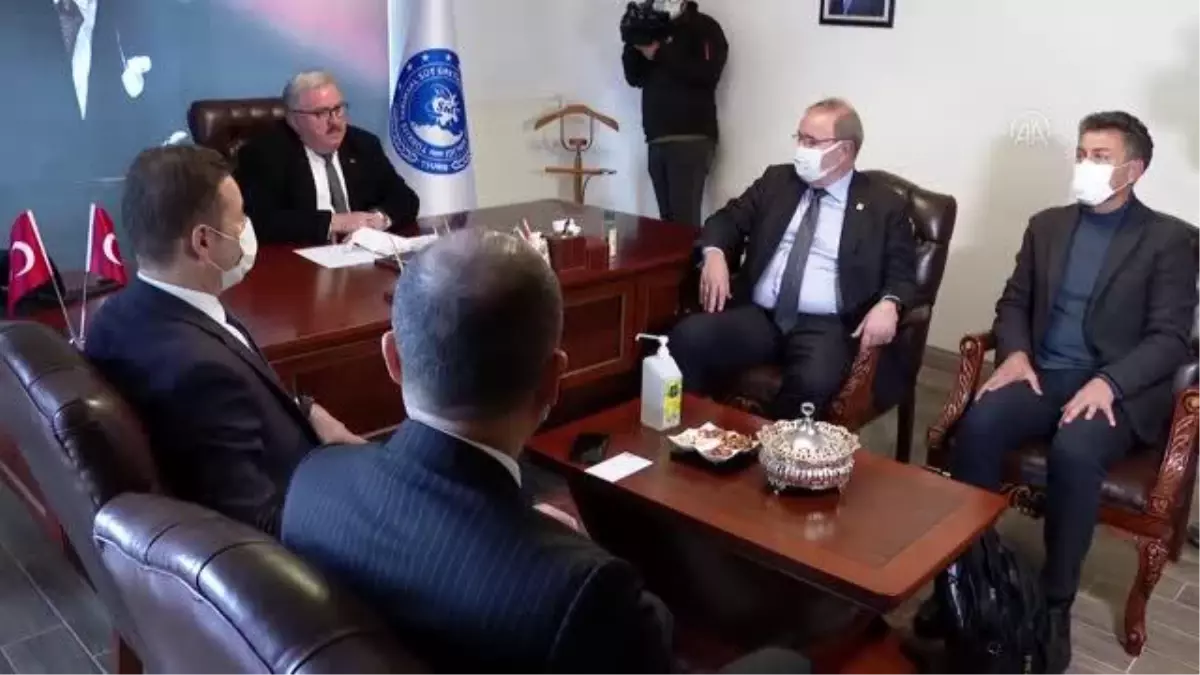 Öztrak: 'Üretici 4 lira 68 kuruşa mal ettiği sütü 4 lira 30 kuruştan satıyor'