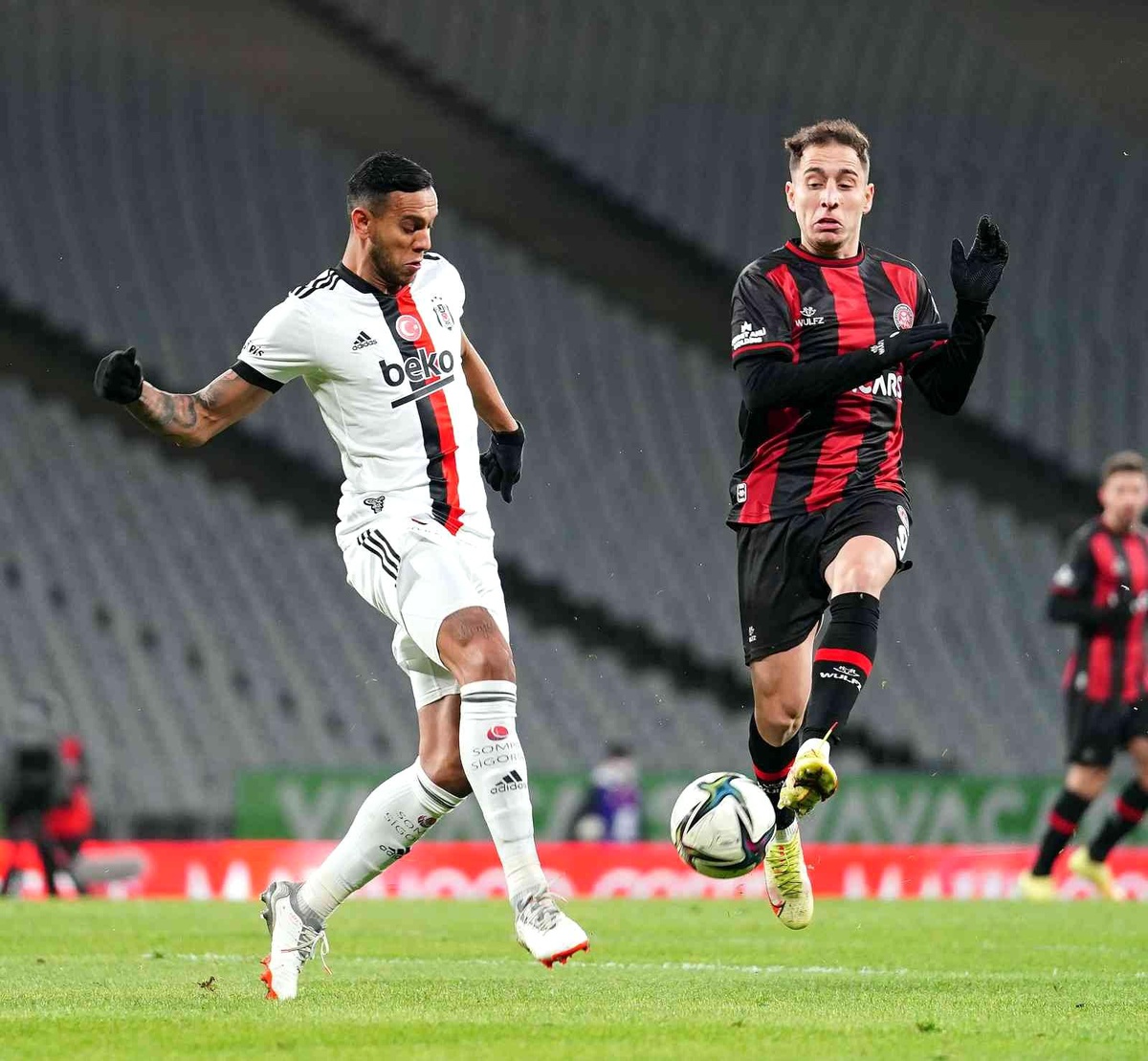 Spor Toto Süper Lig: Karagümrük: 0 - Beşiktaş: 0 (Maç devam ediyor)