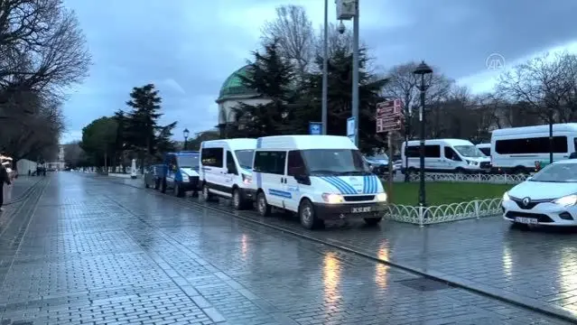 Sultanahmet'te taşımacılık işi sonlandırılan otobüs firmasından İBB'ye tepki