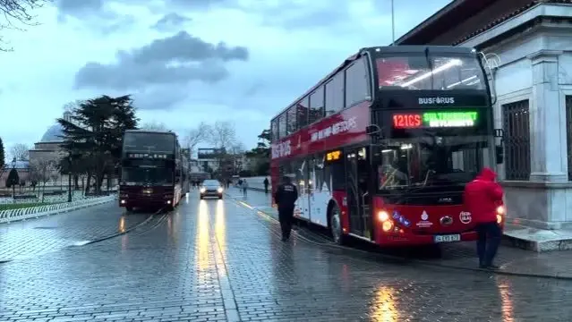 Sultanahmet'te taşımacılık işi sonlandırılan otobüs firmasından İBB'ye tepki