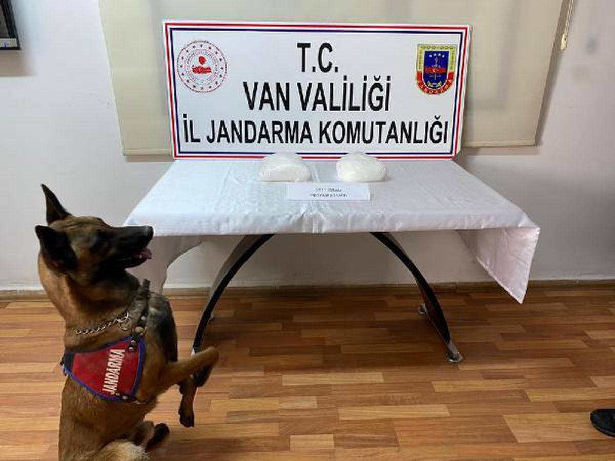 Van\'da, araçta 2 kilo metamfetamin ele geçirildi