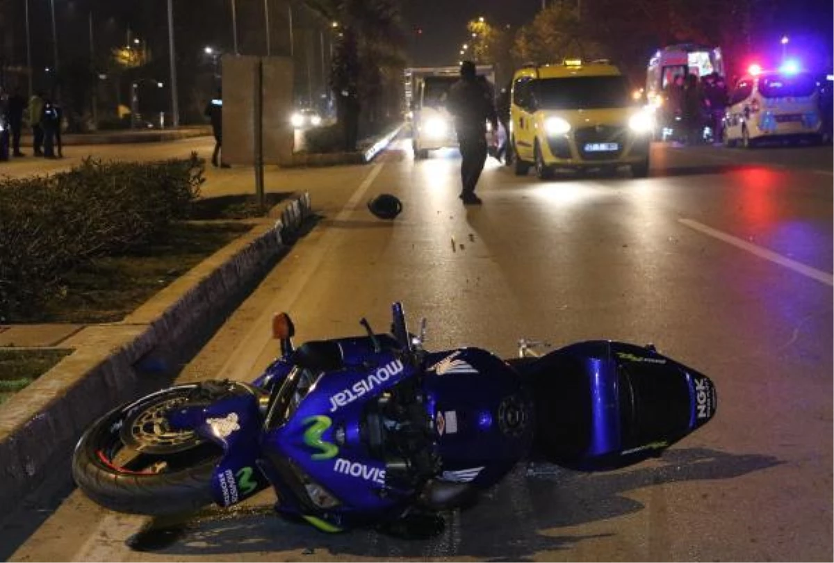Son dakika haberi | Yarış motosikletiyle refüje çarptığı kazada öldü