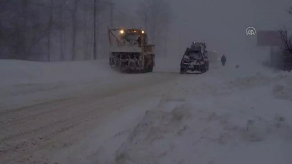 YUJNO-SAHALİNSK - Rusya\'da Sahalin Adası\'nda sert kış koşulları etkili oluyor