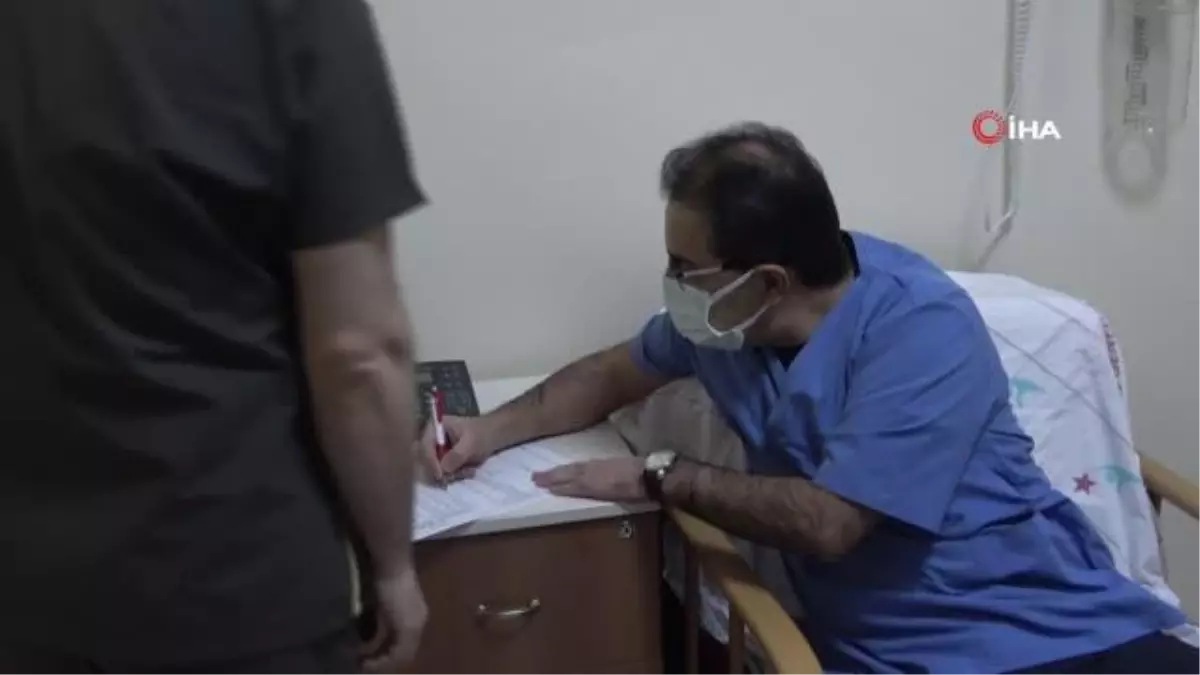 4. doz aşısını olan Vali Ayaz'dan vatandaşlara çağrı: 'Aşısız olan vatandaşlarımızın hastalanması, hastanemize yatış yapması ve vefat etmelerini...