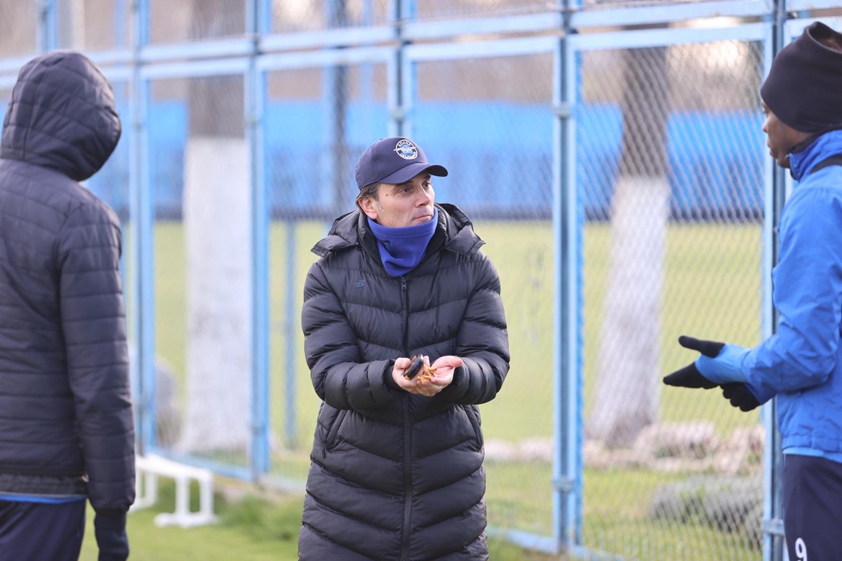 Adana Demirspor, Fatih Karagümrük maçının hazırlıklarına başladı