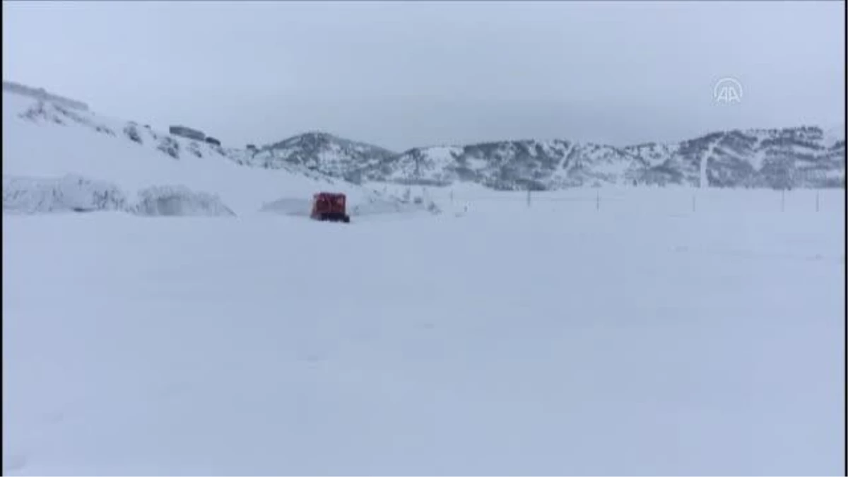 AFAD ekiplerinden ülke genelinde kar ve olumsuz hava koşullarıyla mücadele